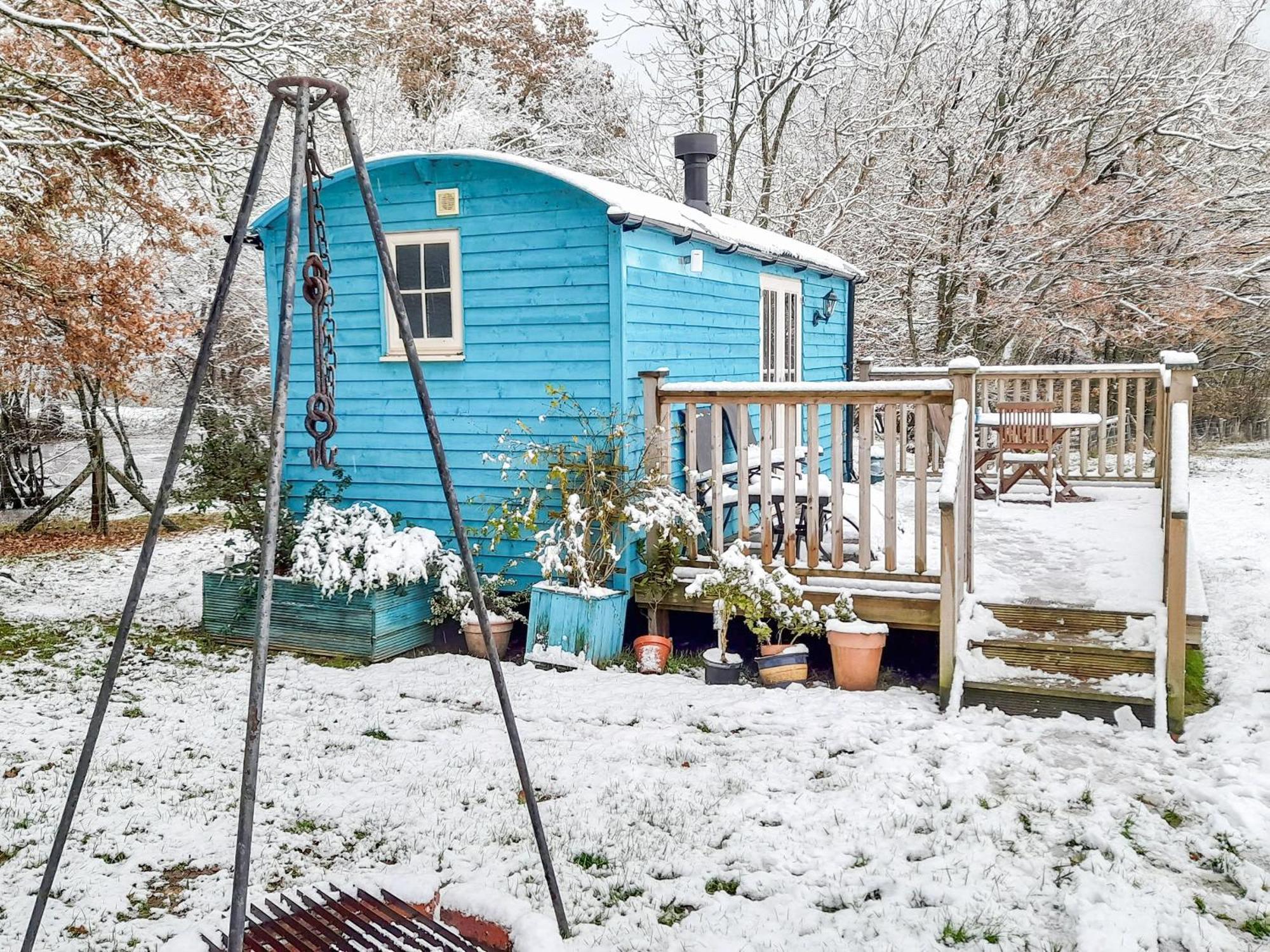 The Shepherds Hut Herstmonceux Экстерьер фото