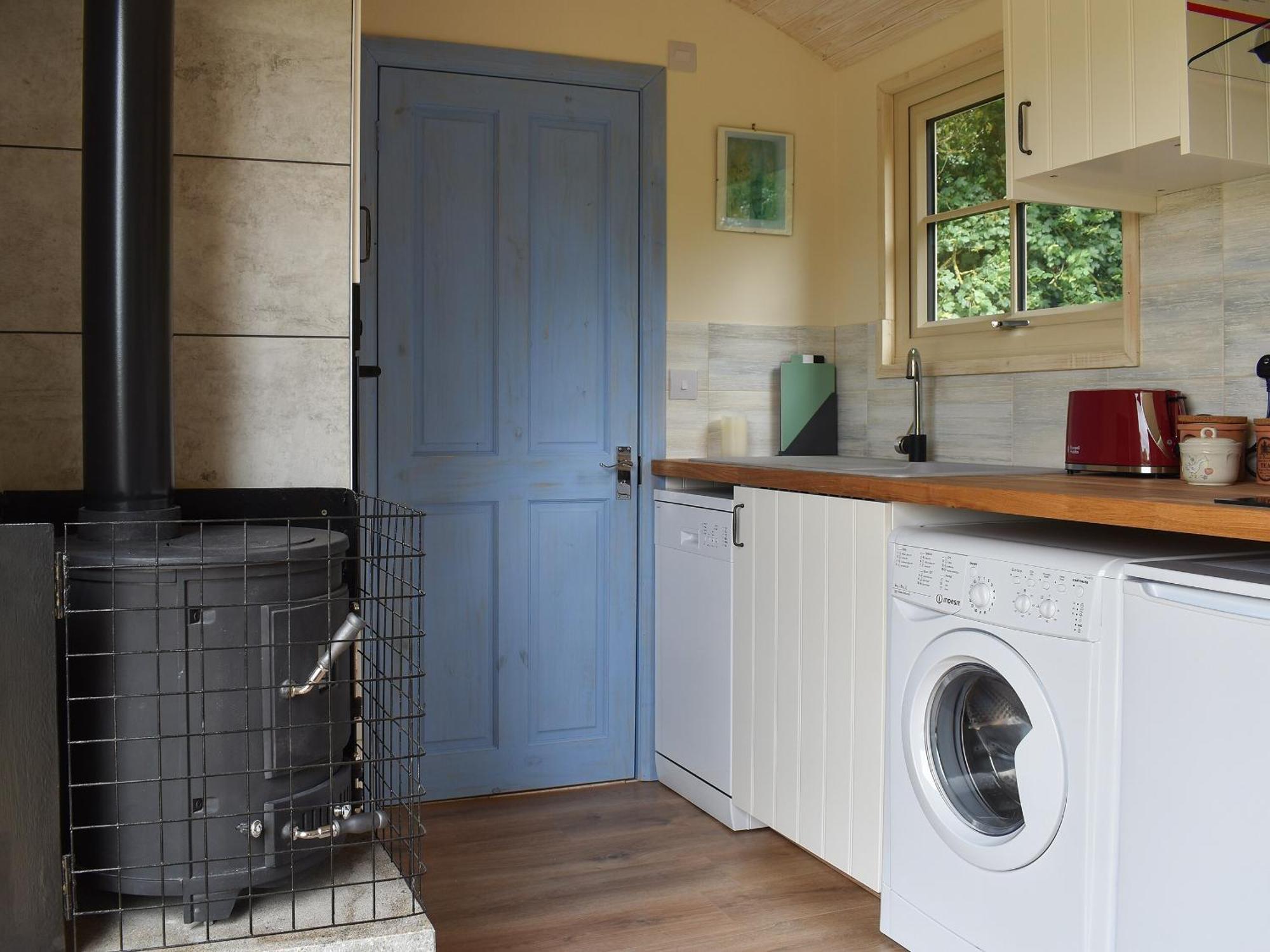 The Shepherds Hut Herstmonceux Экстерьер фото